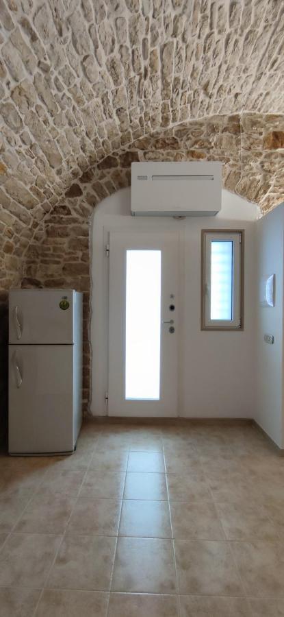 Апартаменты Pietraviva Housing Мольфетта Экстерьер фото