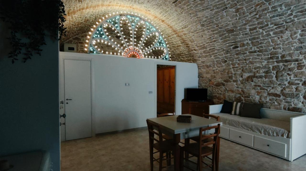 Апартаменты Pietraviva Housing Мольфетта Экстерьер фото